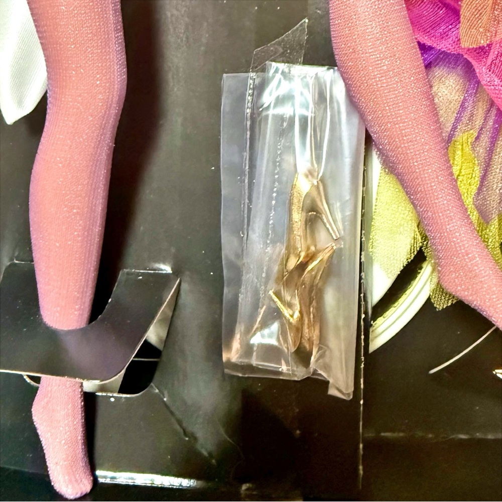 Barbie by Mattel’s 1993 Rare “Rockette Barbie” - Picture 5 of 14